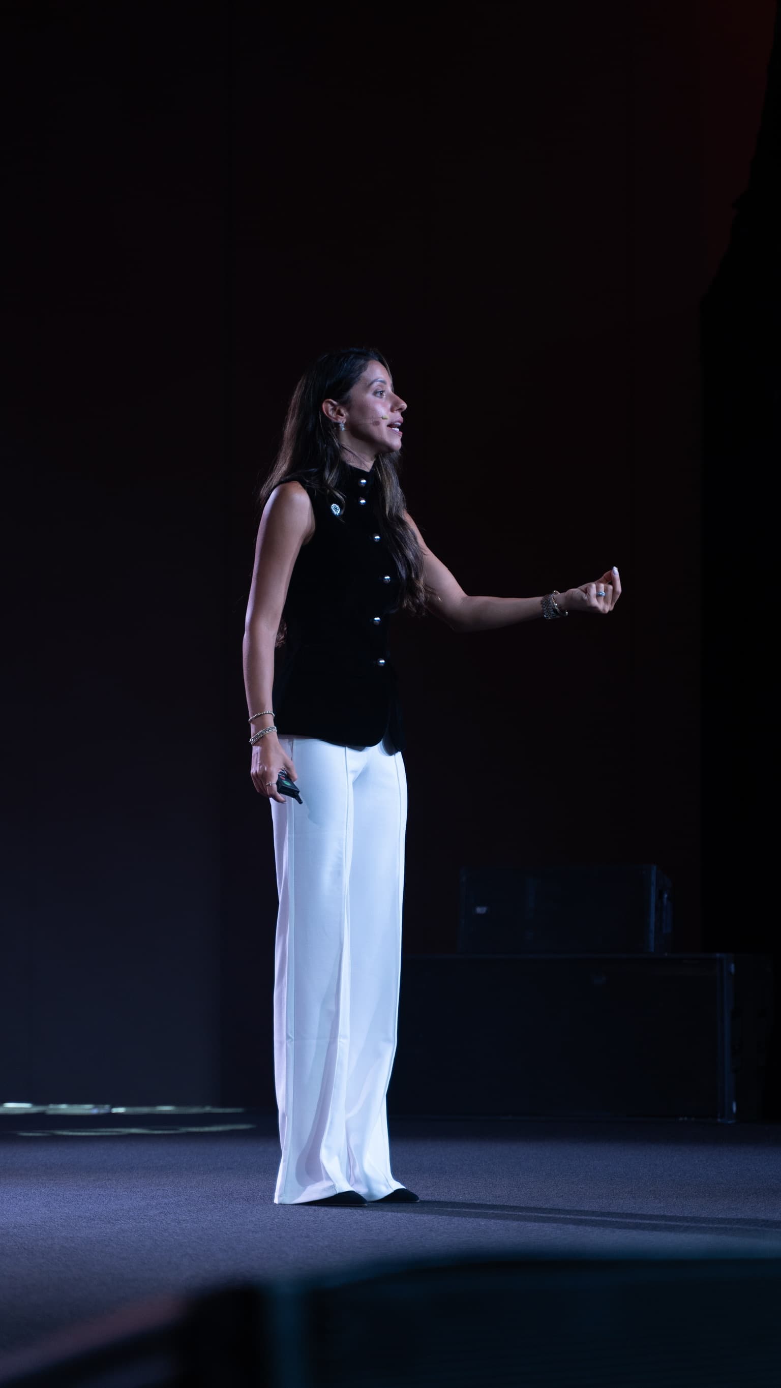 Kaitlin Brown photo 5